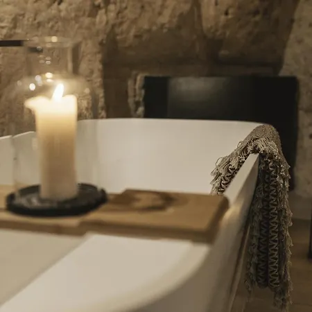 Aque Cave Guest house