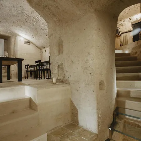 Aque Cave Guest house 3*