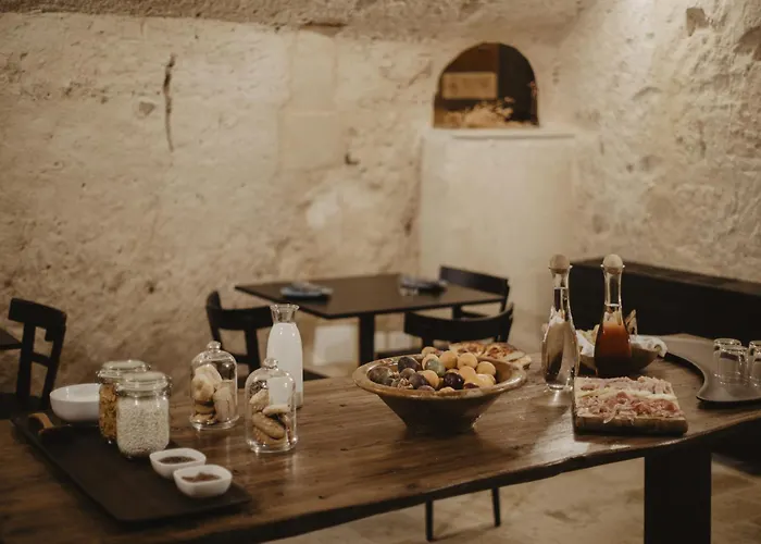 Aque Cave Ματέρα