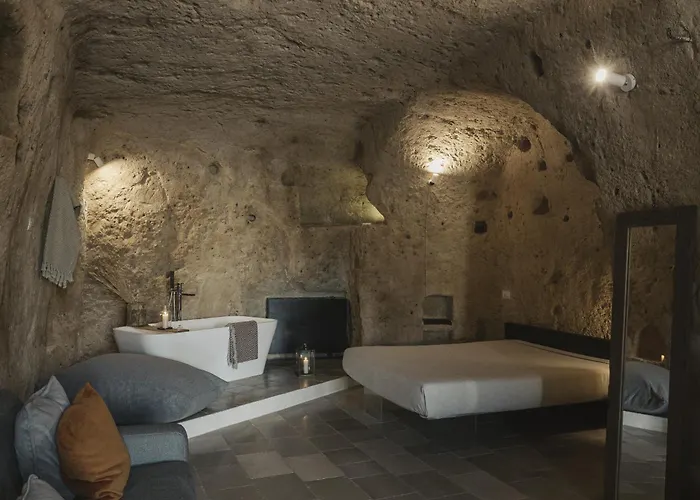 Aque Cave Guest house 4*