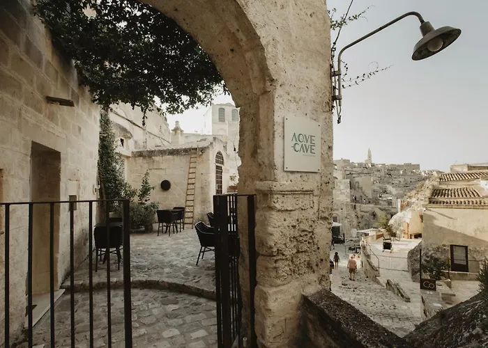 Aque Cave Πανσιόν